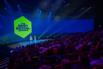 compressed-The-Best-Social-Awards-emielhornman.photo-262.jpg