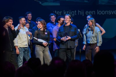 compressed-The-Best-Social-Awards-emielhornman.photo-295_1772818709.jpg