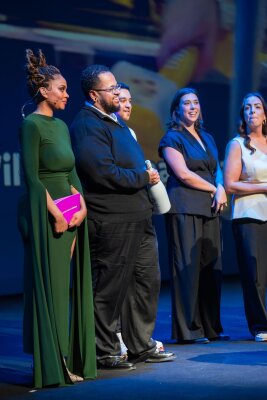 compressed-The-Best-Social-Awards-emielhornman.photo-400.jpg