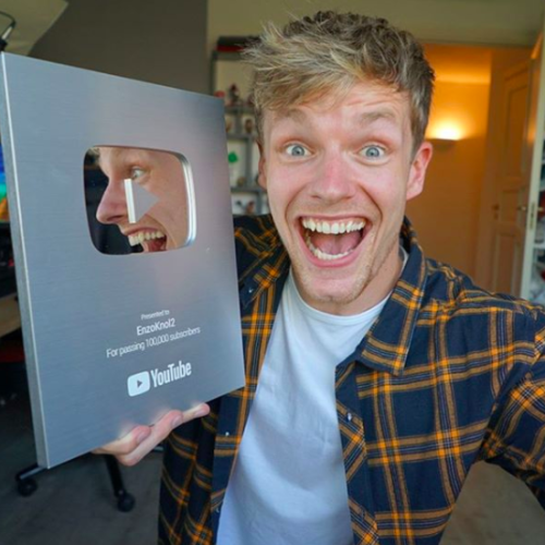 ENZO KNOL