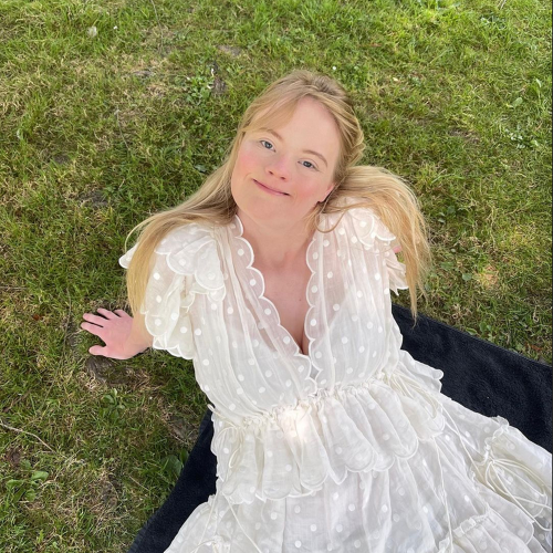 DOWNSYNDROME QUEEN