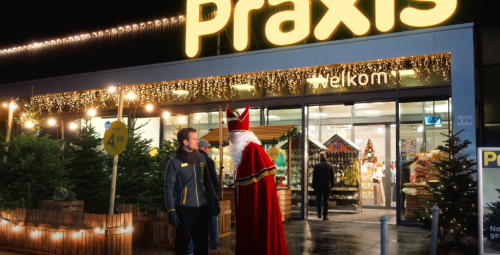 ONSOCIAL X PRAXIS – EEN KERSTBOOM VÓÓR SINTERKLAAS